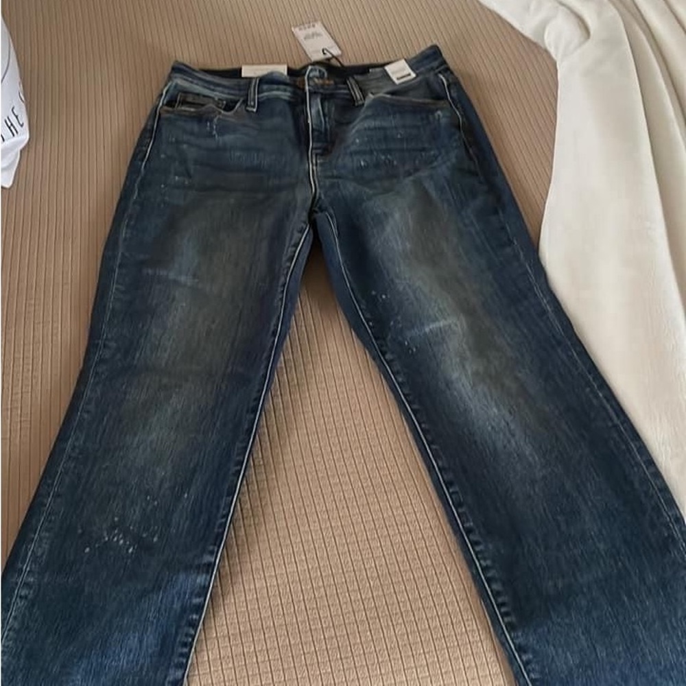 BNWT Judy blue size 7/28 boyfriend jeans bleach splatter no distressing